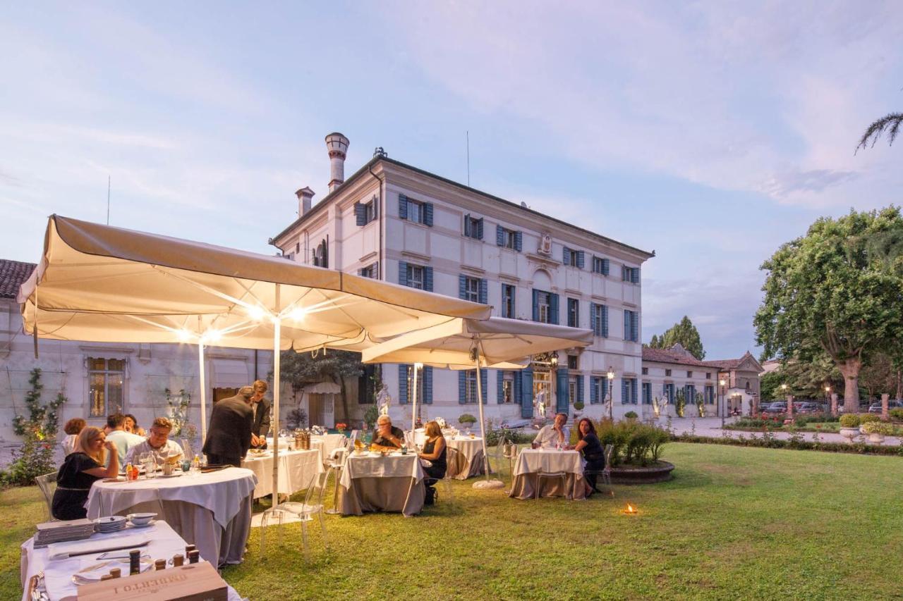 Hotel Villa Condulmer Mogliano Veneto Exterior photo The restaurant