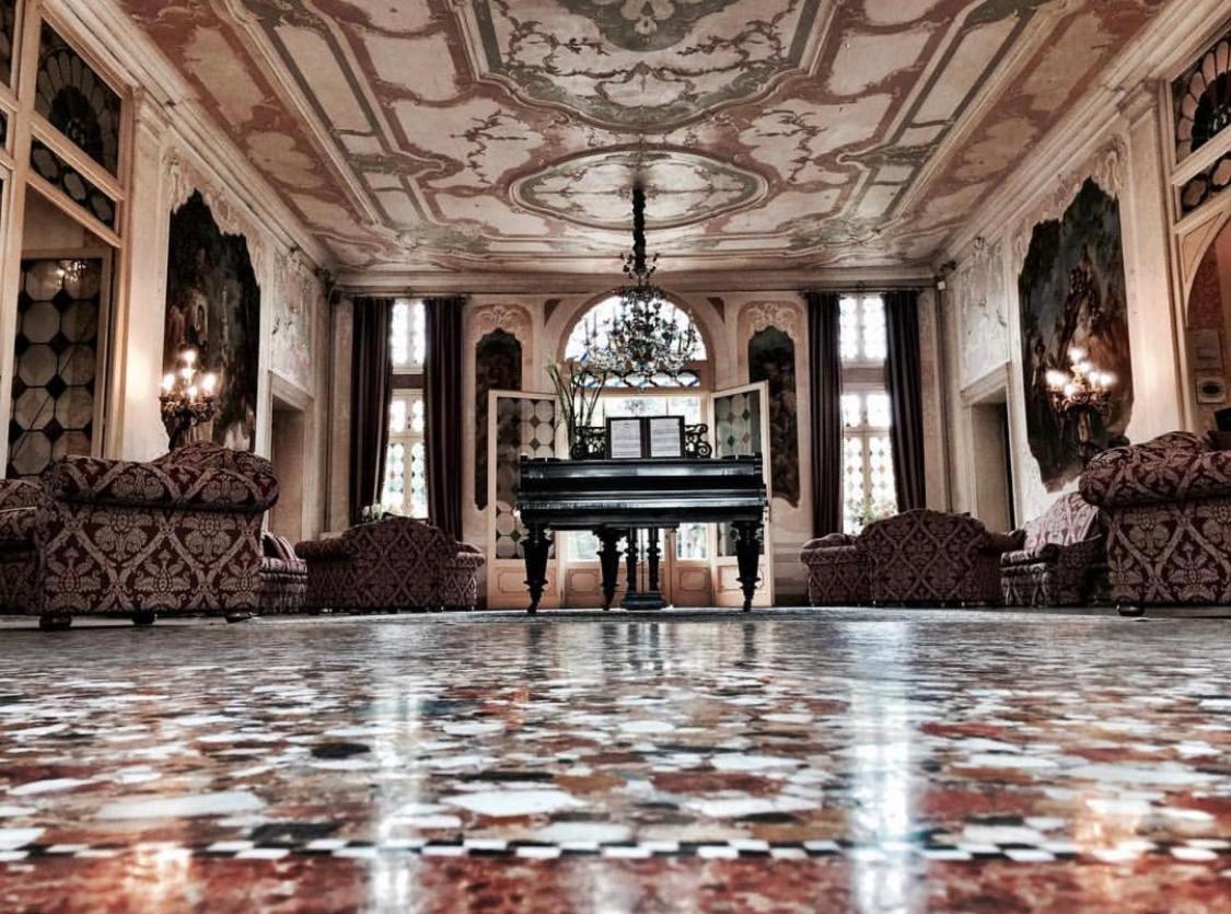 Hotel Villa Condulmer Mogliano Veneto Exterior photo The lobby of the hotel
